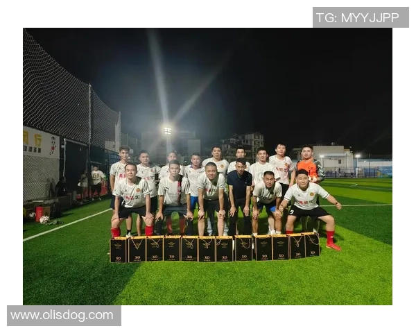 球星足球风云汇聚 精彩瞬间定格朋友圈背景图展现无限魅力